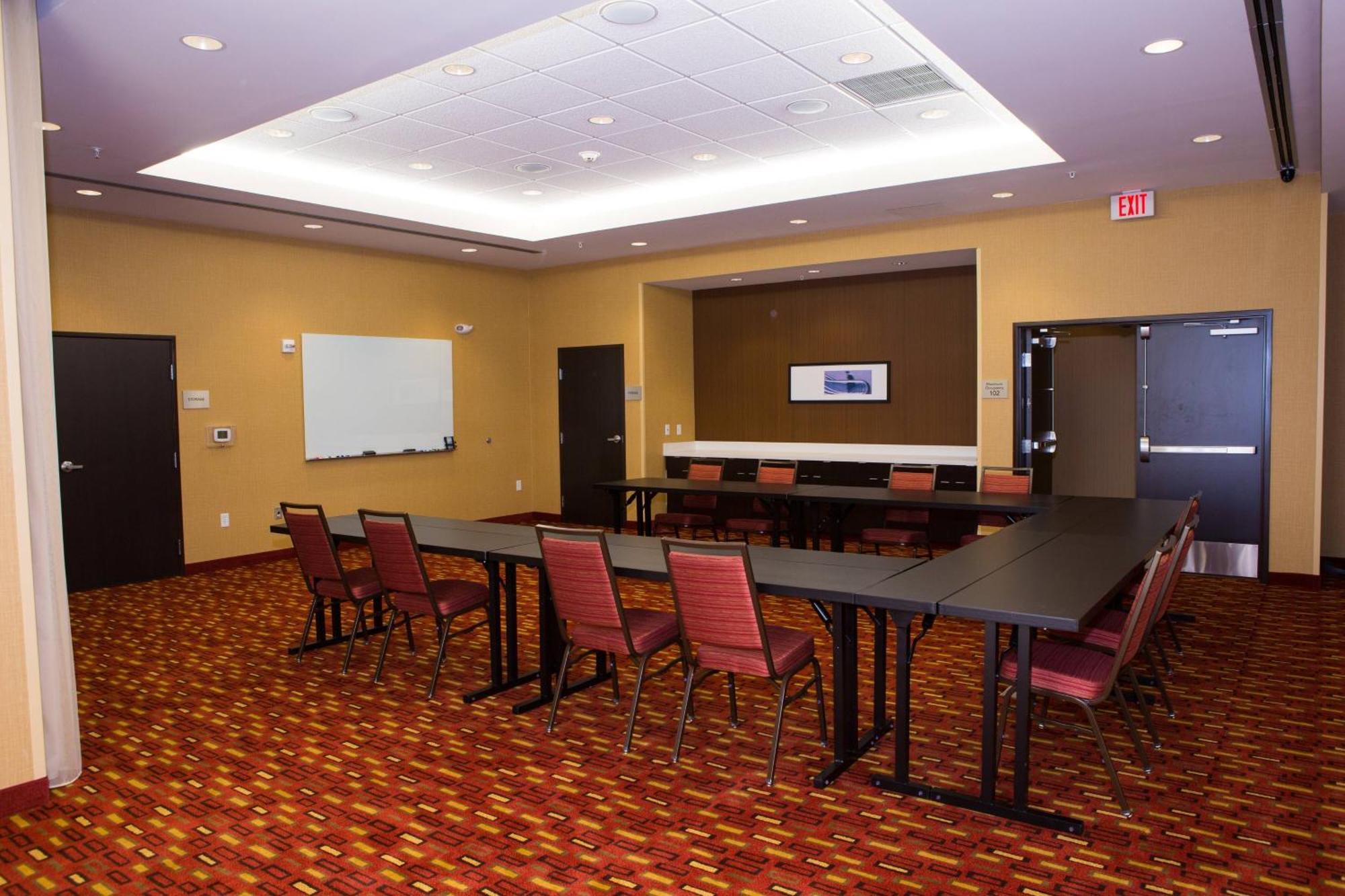 Hotel Courtyard By Marriott Downtown/university Area 3*