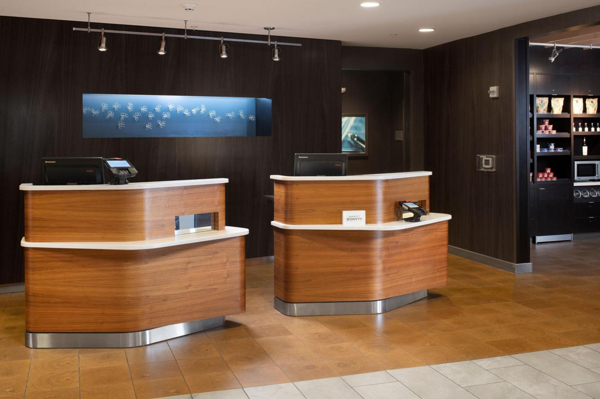 Hotel Courtyard By Marriott Downtown/university Area 3*